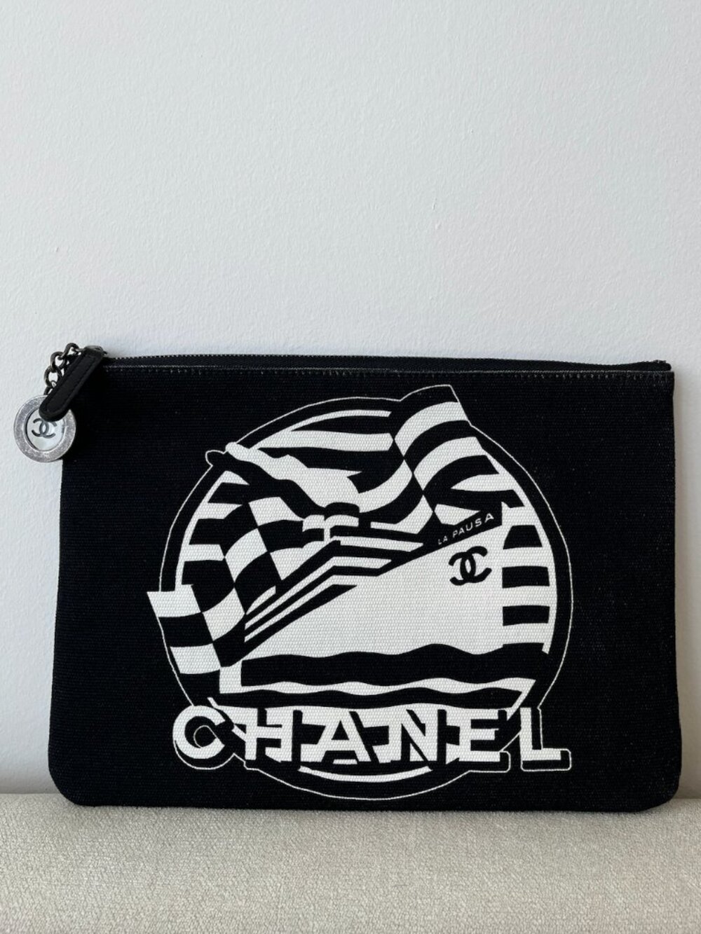 CHANEL 2019 Medium Canvas La Pausa Zip O Case Clutch Bag